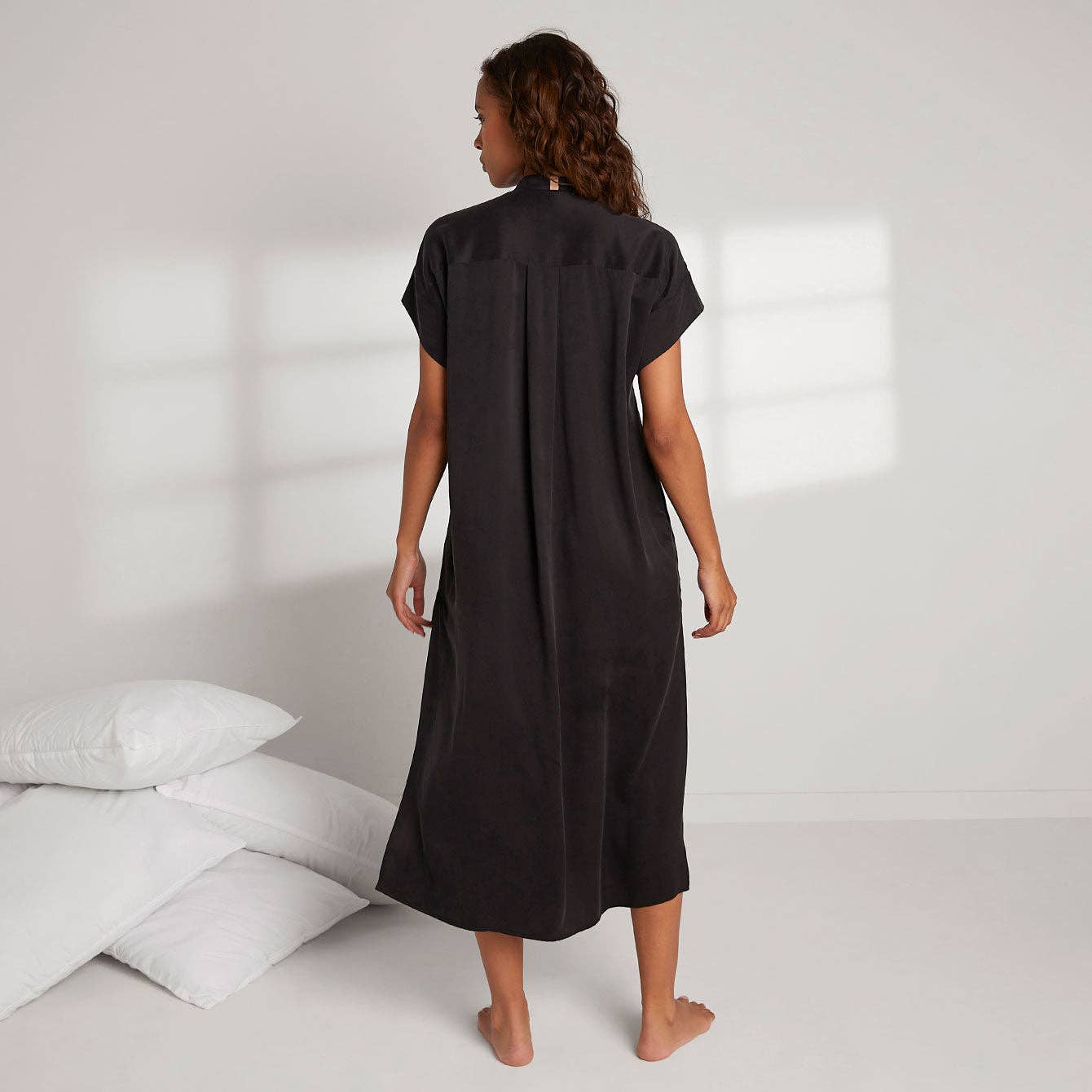 Lunya Washable Silk Maxi Pullover Dress in Immersed Black at LaSource in Darien