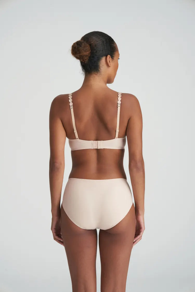 Tom Full Brief