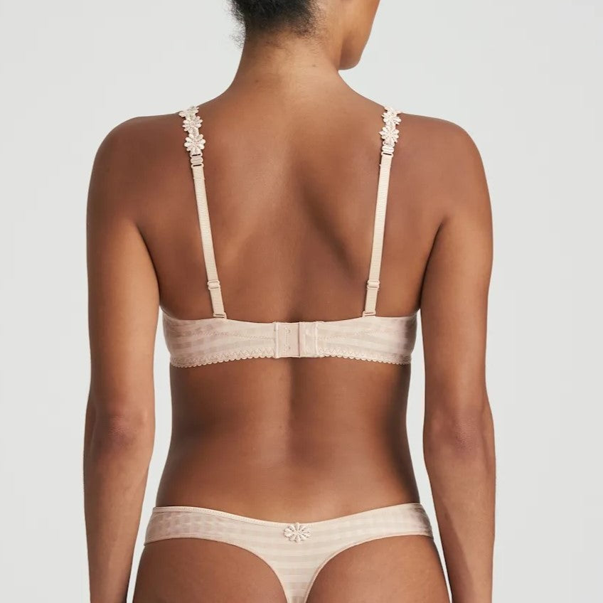 Avero Thong