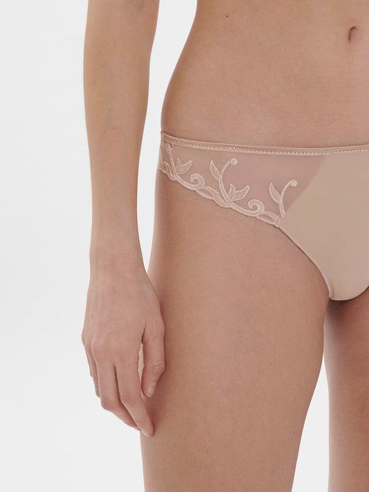 Andora Thong