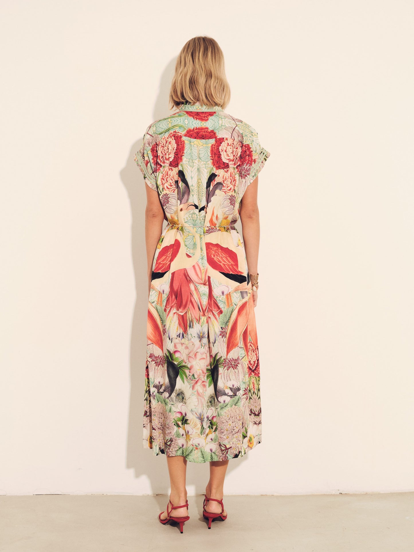 Valerie Kaftan in Flamingos