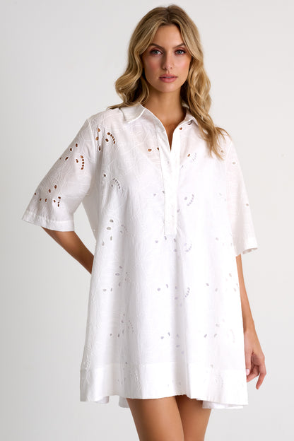 Detailed Lace Ample Dress