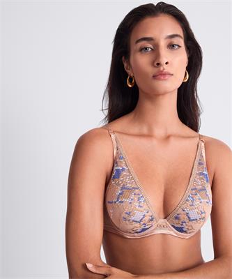 Poetic Delights Shoulder Plunge Bra
