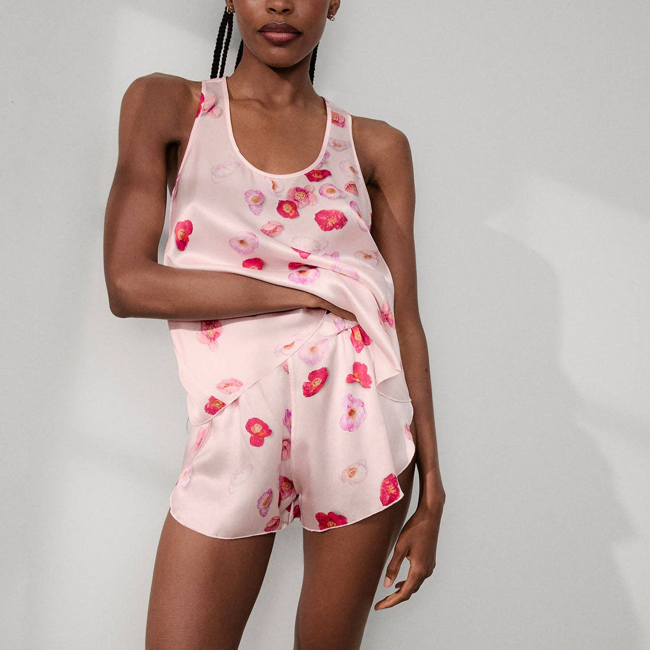 Washable Silk Tulip Back Set