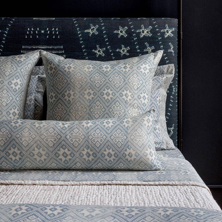 Light Star Muong Pillow