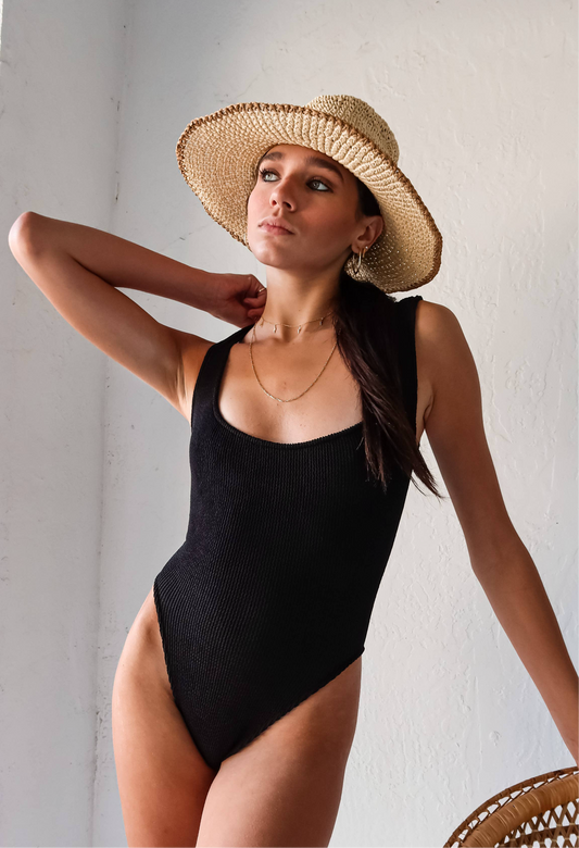 Alila PISMO ONE SIZE ONE PIECE in black at LaSource in Darien 