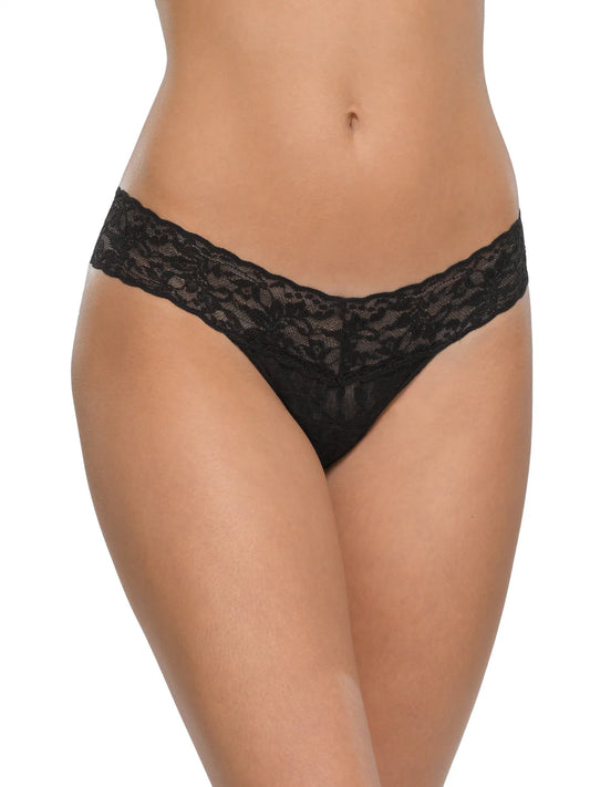 Signature Lace Lowrise Thong