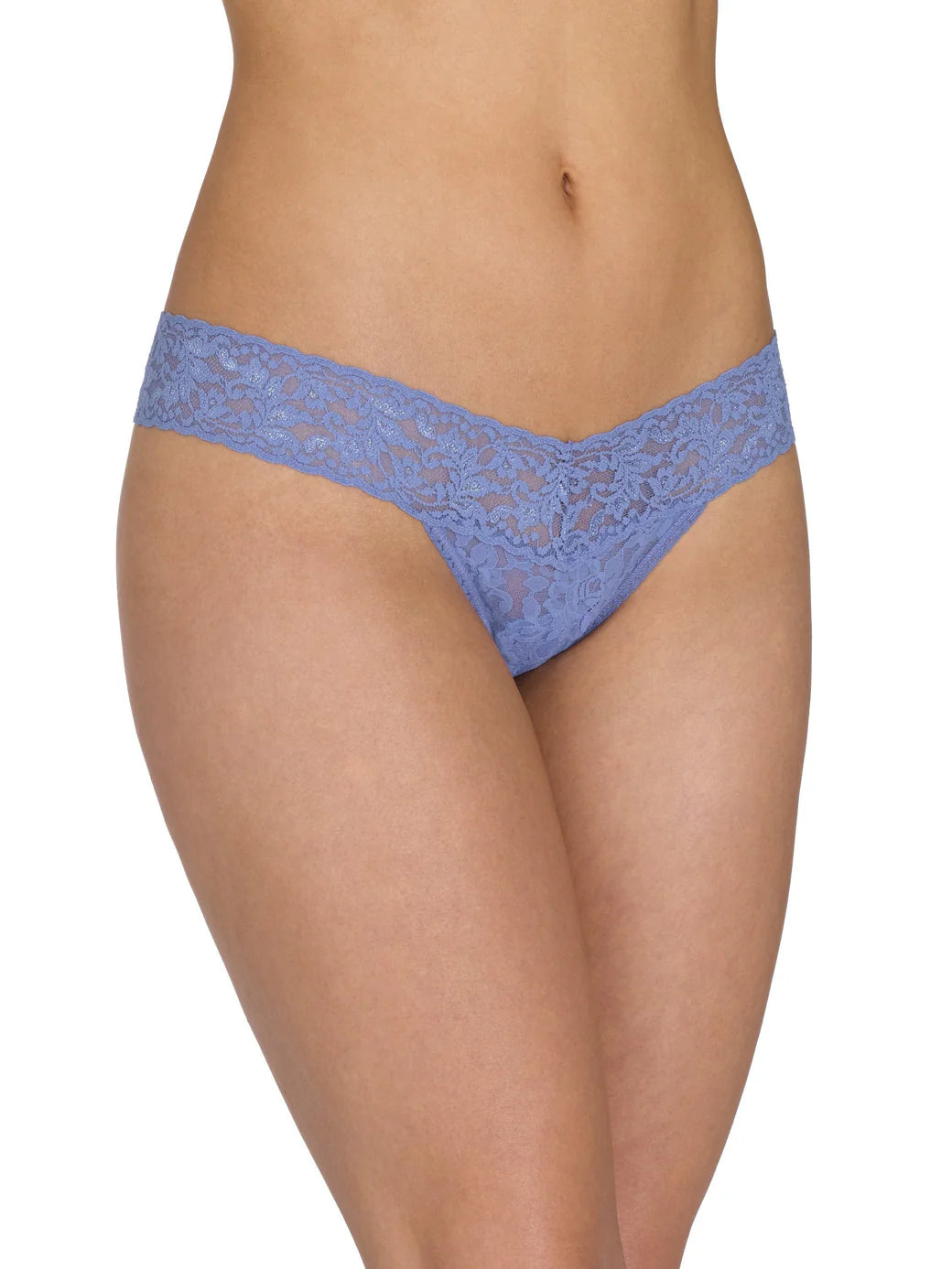 Signature Lace Lowrise Thong