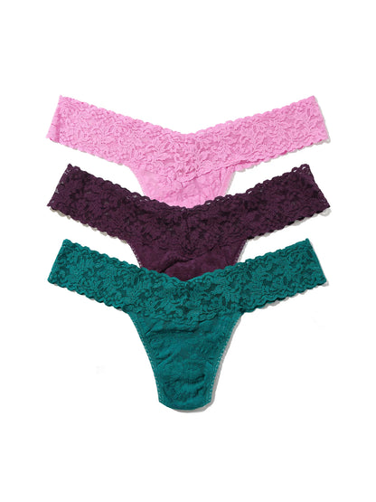 Signature Lace® Low Rise Thong Holiday 3 Pack Cracker