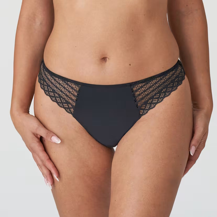 Twist East End Thong