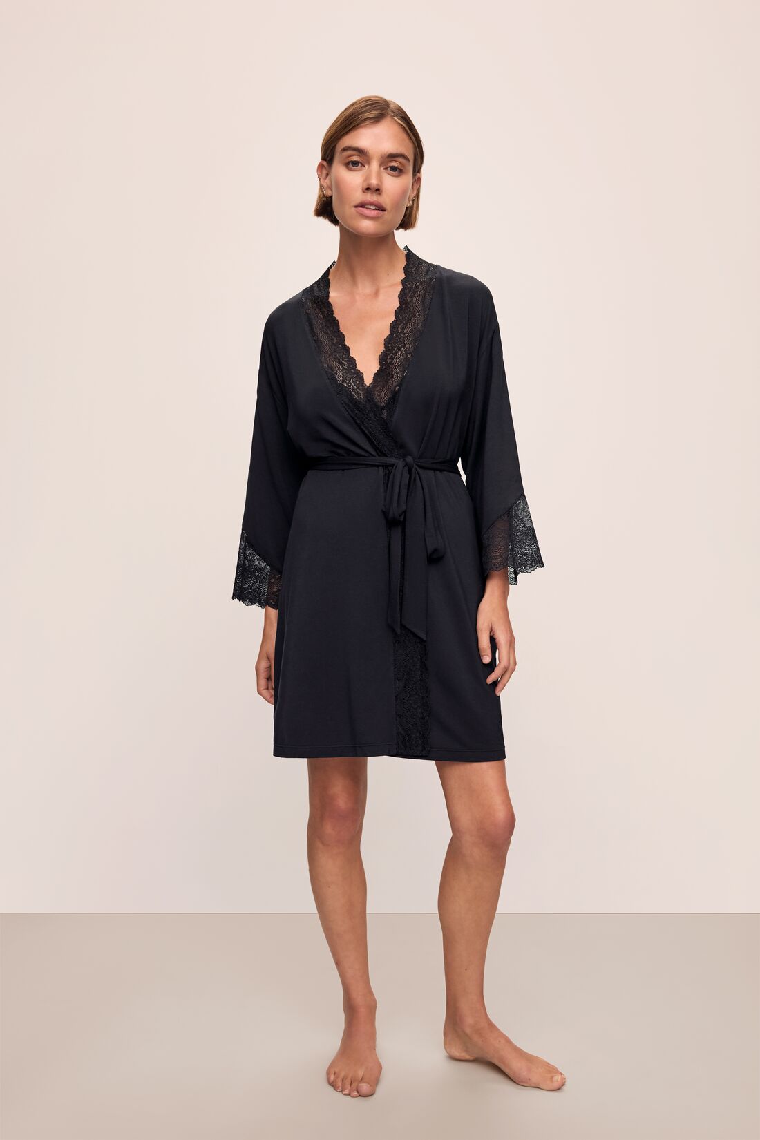 Lara Short Robe
