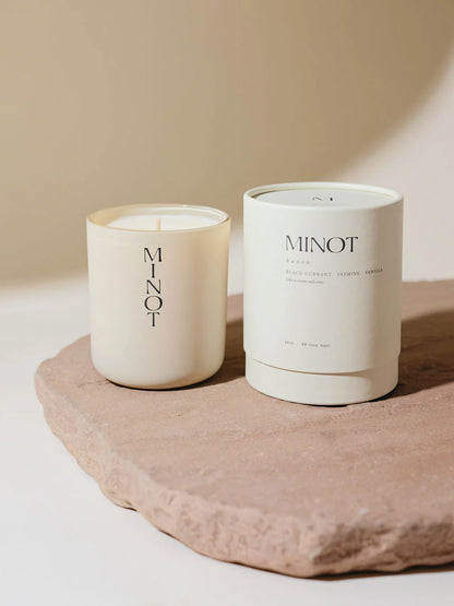 Minot Luxury Candle
