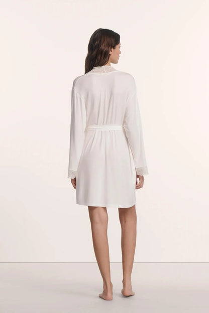 Lara Short Robe