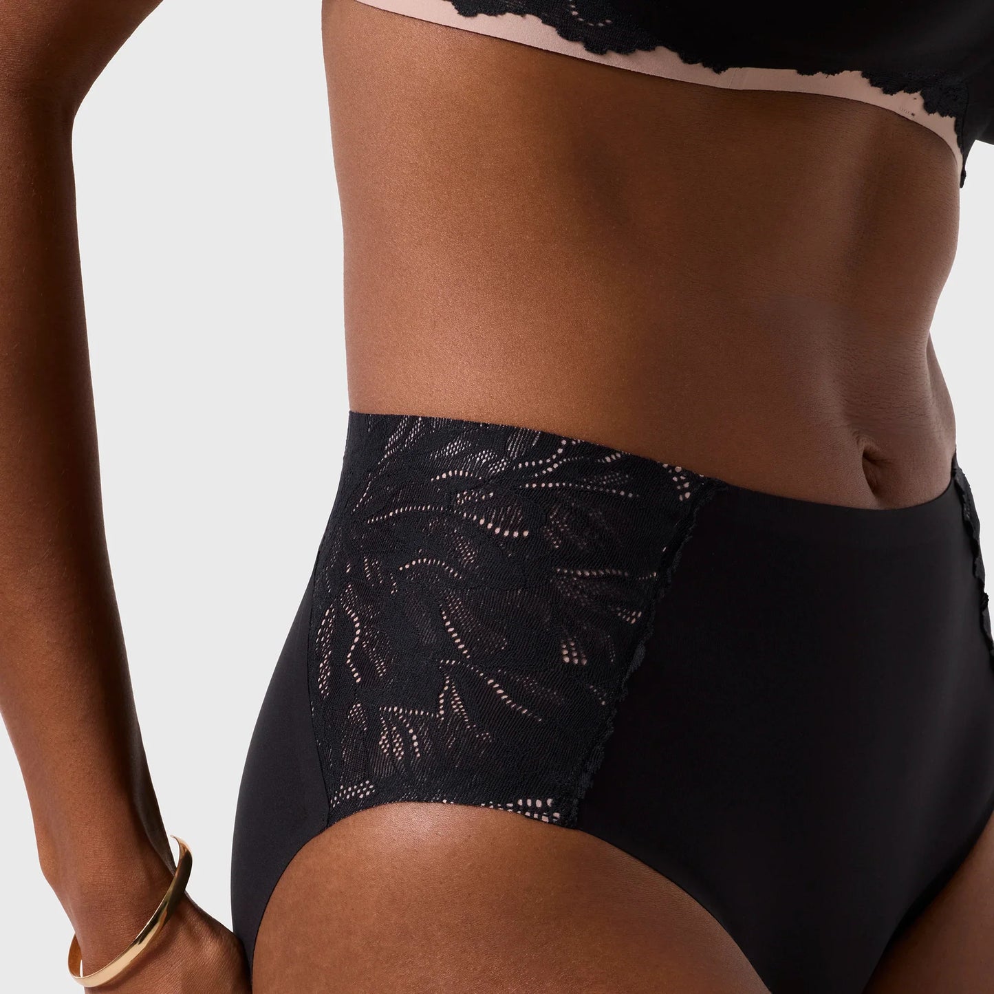 Lace High-Waisted Retro Bikini