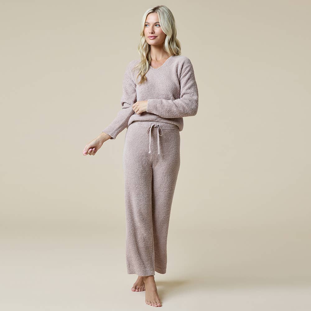 Oprah's Fave 2024 - Solid Marshmallow V-Neck Lounge Set