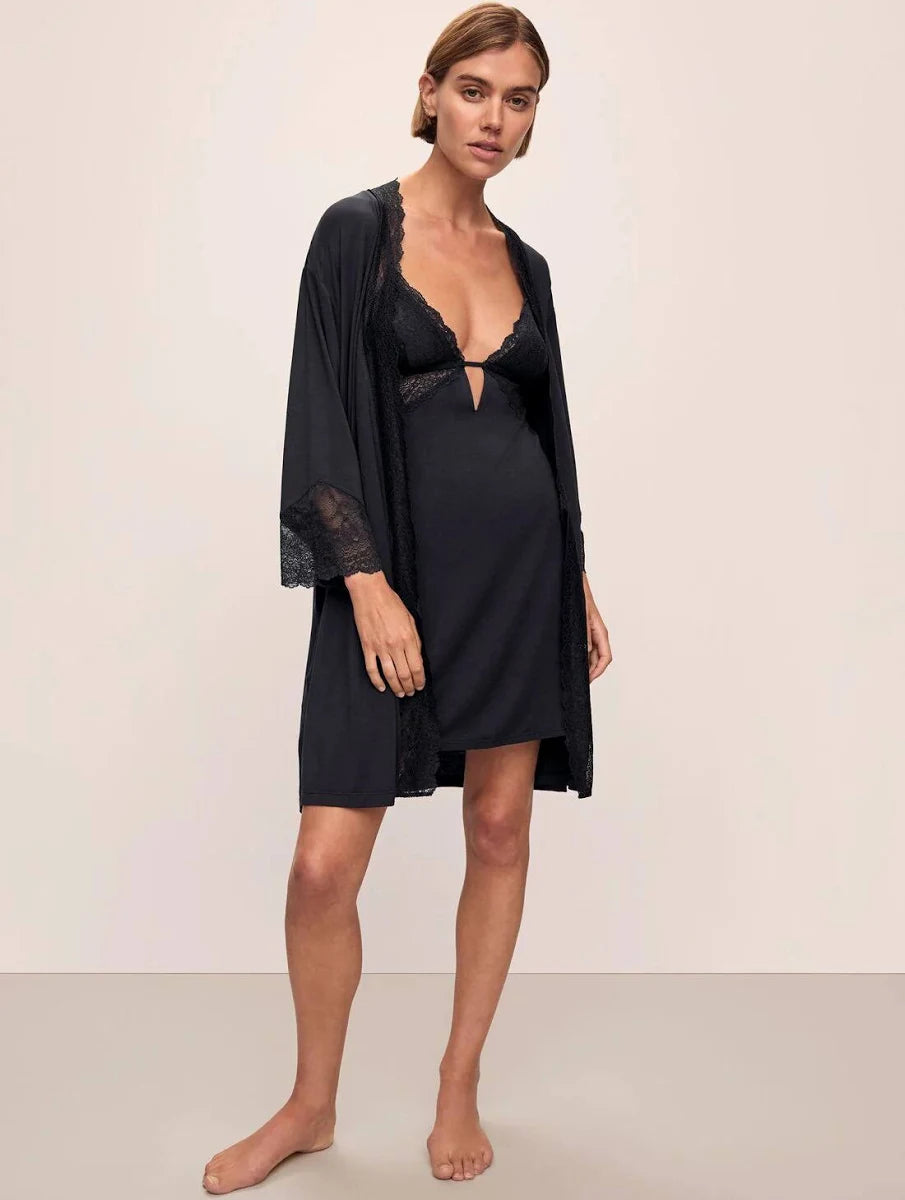 Lara Short Robe